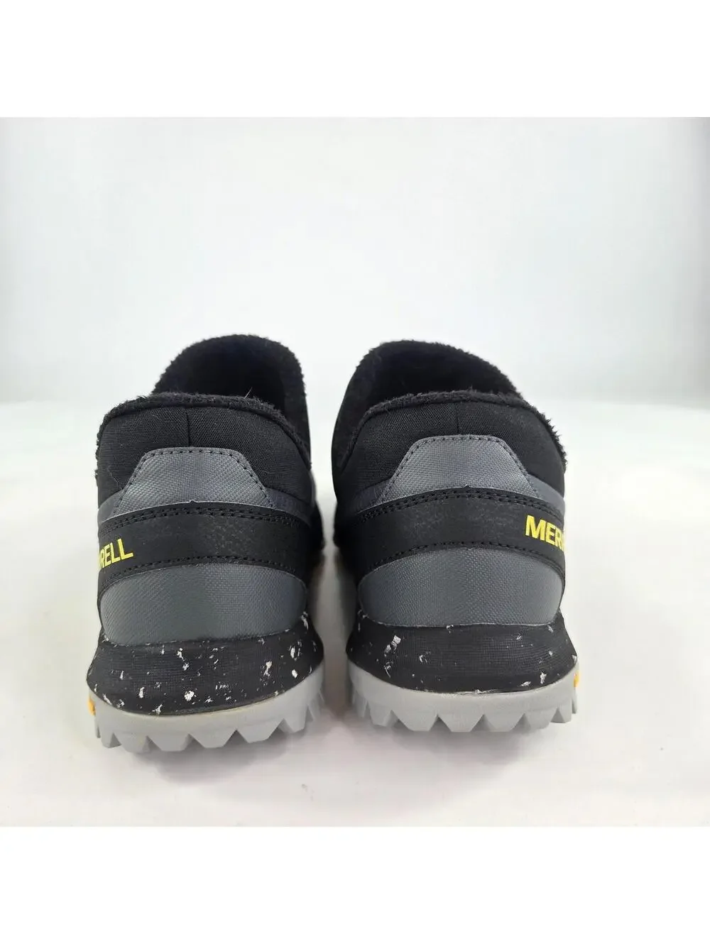 Merrell Nova Sneaker Moc US 9.5 Mens Black Charcoal Quilted Fleece Vibram Shoes